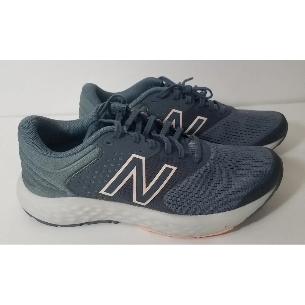 New Balance 520 Running Shoes Women Size 8.5 D‎ W520LP7 Sneakers Gray Pink